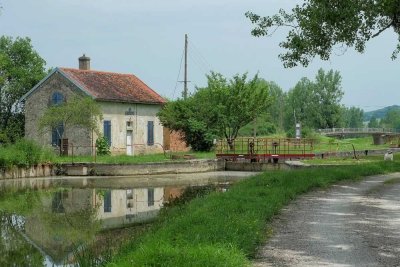 Canal de Bourgogne at Chassey