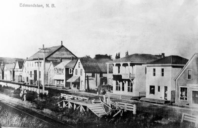 Rue Victoria 1900 2.jpg