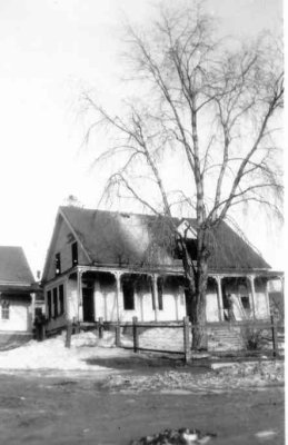 Presbytere de la cathedrale en demolition.jpg