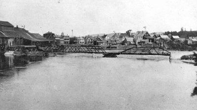 Moulin murchie coté est de la riv madawaska.jpg