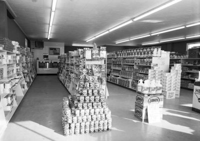 Marché Alphé Lebel Queen st.jpg