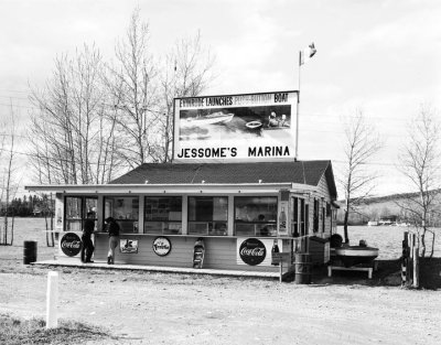 Jessomes Marina Lac Baker.jpg