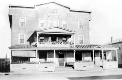 Hotel New Queen rue Victoria.jpg