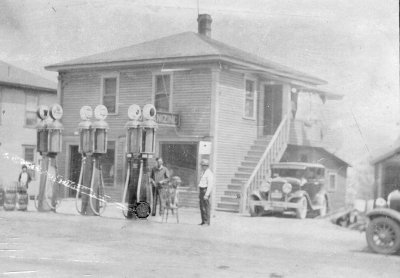 Garage 3 pompes.jpg
