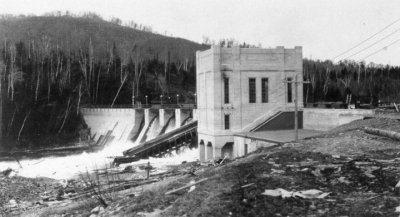Barrage du 2ieme sault.jpg