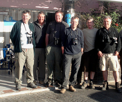 THE GROUP AT THE CAFE CHTOUKAN . WESTERN SAHARA . 8 / 3 / 2010