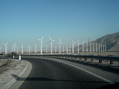 WINDMILLS ON THE EDGE OF PALM SPRING . CALIFORNIA . 26 / 7 / 2009