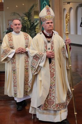 FrBrosamer_Ordination_OLG_-7Jun2013_0016 [399x600].JPG