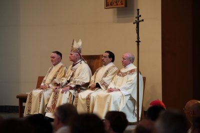 FrBrosamer_Ordination_OLG_-7Jun2013_0031 [800x533].JPG