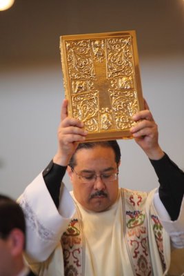FrBrosamer_Ordination_OLG_-7Jun2013_0036 [400x600].JPG