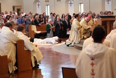 FrBrosamer_Ordination_OLG_-7Jun2013_0066 [800x533].JPG
