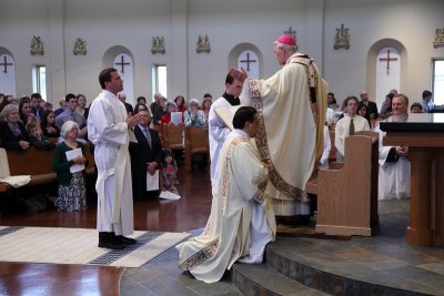 FrBrosamer_Ordination_OLG_-7Jun2013_0071 [800x533].JPG