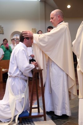 FrBrosamer_Ordination_OLG_-7Jun2013_0078 [400x600].JPG