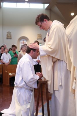 FrBrosamer_Ordination_OLG_-7Jun2013_0079 [400x600].JPG