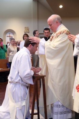 FrBrosamer_Ordination_OLG_-7Jun2013_0080 [400x600].JPG