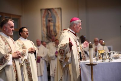 FrBrosamer_Ordination_OLG_-7Jun2013_0114 [800x533].JPG