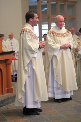 FrBrosamer_Ordination_OLG_-7Jun2013_0126 [400x600].JPG