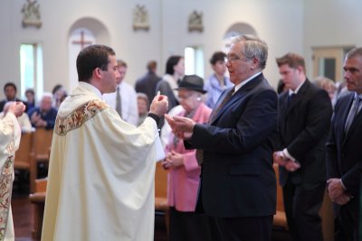 FrBrosamer_Ordination_OLG_-7Jun2013_0131 [800x533].JPG