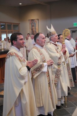 FrBrosamer_Ordination_OLG_-7Jun2013_0156 [400x600].JPG