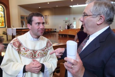 FrBrosamer_Ordination_OLG_-7Jun2013_0171 [800x533].JPG