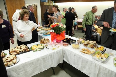 FrBrosamer_Ordination_OLG_-7Jun2013_0182 [800x533].JPG