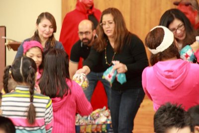 OLG_Christmas_PosadaIII_17Dec2013_0162 [800x533].JPG