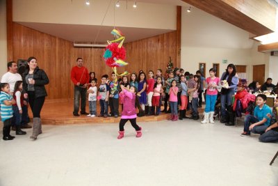OLG_Christmas_PosadaVI_20Dec2013_0287 [800x533].JPG