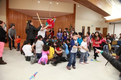 OLG_Christmas_PosadaVI_20Dec2013_0296 [800x533].JPG