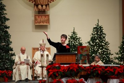 OLG_Midnight_Christmas_Mass_25Dec2013_0027 [800x533].JPG