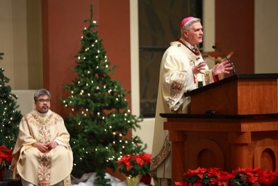 OLG_Midnight_Christmas_Mass_25Dec2013_0044 [800x533].JPG