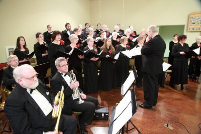OLG_Midnight_Christmas_Mass_25Dec2013_0057 [800x533].JPG