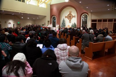 OLG_Midnight_Christmas_Mass_25Dec2013_0069 [800x533].JPG