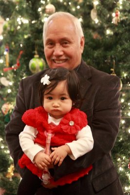 OLG_Midnight_Christmas_Mass_25Dec2013_0123 [400x600].JPG