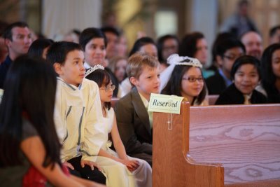 1stCommunion_0900Mass_04May2014_0024 [800x533].JPG