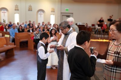 1stCommunion_0900Mass_04May2014_0061 [800x533].JPG