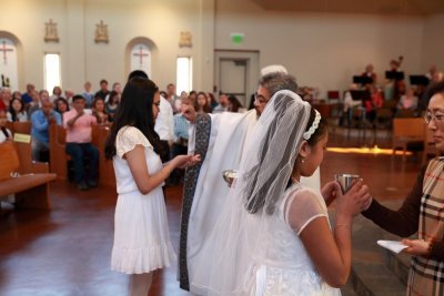 1stCommunion_0900Mass_04May2014_0076 [800x533].JPG