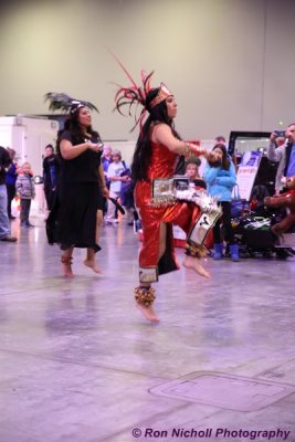 ANC_PoliceNavid_20141129_0339 [400x600].JPG