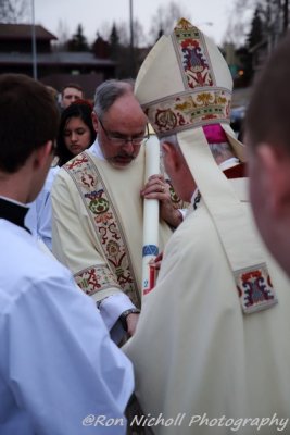 OLG_EasterVigil_04Apr2015_0362 [800x600 wmg12].JPG