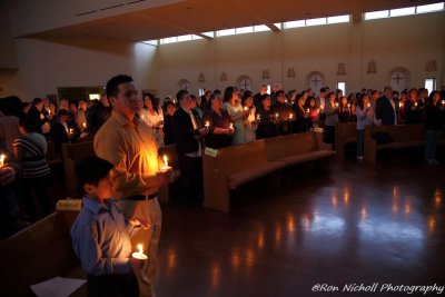 OLG_EasterVigil_04Apr2015_0383 [800x600 wmg12].JPG