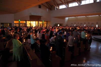 OLG_EasterVigil_04Apr2015_0393a [800x600 wmg12].JPG