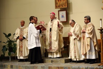 OLG_EasterVigil_04Apr2015_0407 [800x600 wmg12].JPG