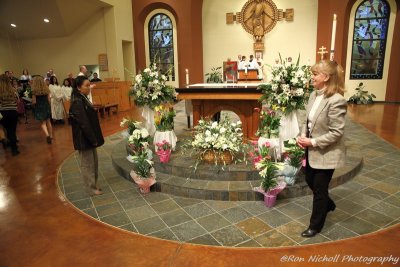OLG_EasterVigil_04Apr2015_0435 [800x600 wmg12].JPG