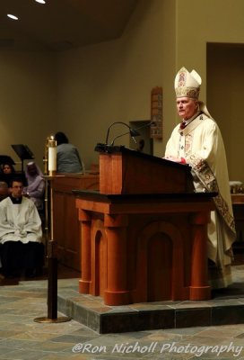OLG_EasterVigil_04Apr2015_0442 [800x600 wmg12].JPG