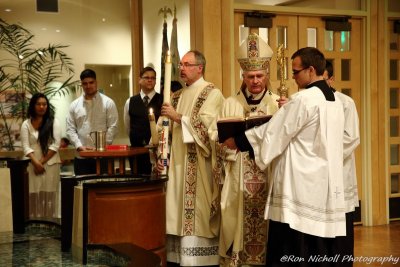 OLG_EasterVigil_04Apr2015_0453 [800x600 wmg12].JPG