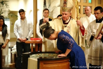 OLG_EasterVigil_04Apr2015_0473 [800x600 wmg12].JPG