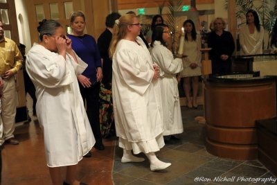 OLG_EasterVigil_04Apr2015_0490 [800x600 wmg12].JPG