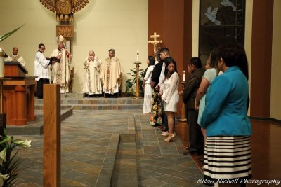 OLG_EasterVigil_04Apr2015_0503 [800x600 wmg12].JPG