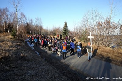 OLG_GoodFriday_FaithWalk_03Apr2015_0236 [800x600 wmg12].JPG