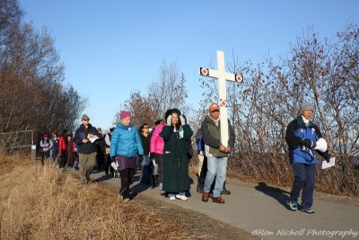 OLG_GoodFriday_FaithWalk_03Apr2015_0240 [800x600 wmg12].JPG