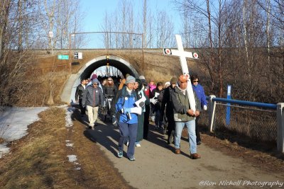 OLG_GoodFriday_FaithWalk_03Apr2015_0253 [800x600 wmg12].JPG